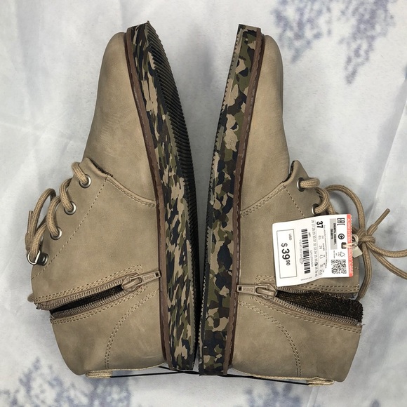 NWT Zara Boys Tan with Camo Sole Boots - Picture 5 of 8